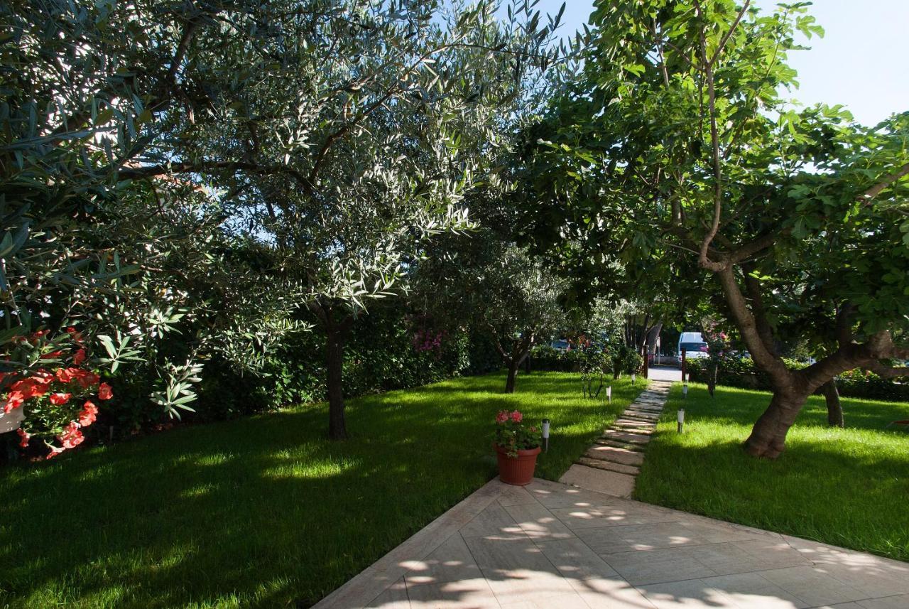Weis Apartments Rovinj Rom bilde