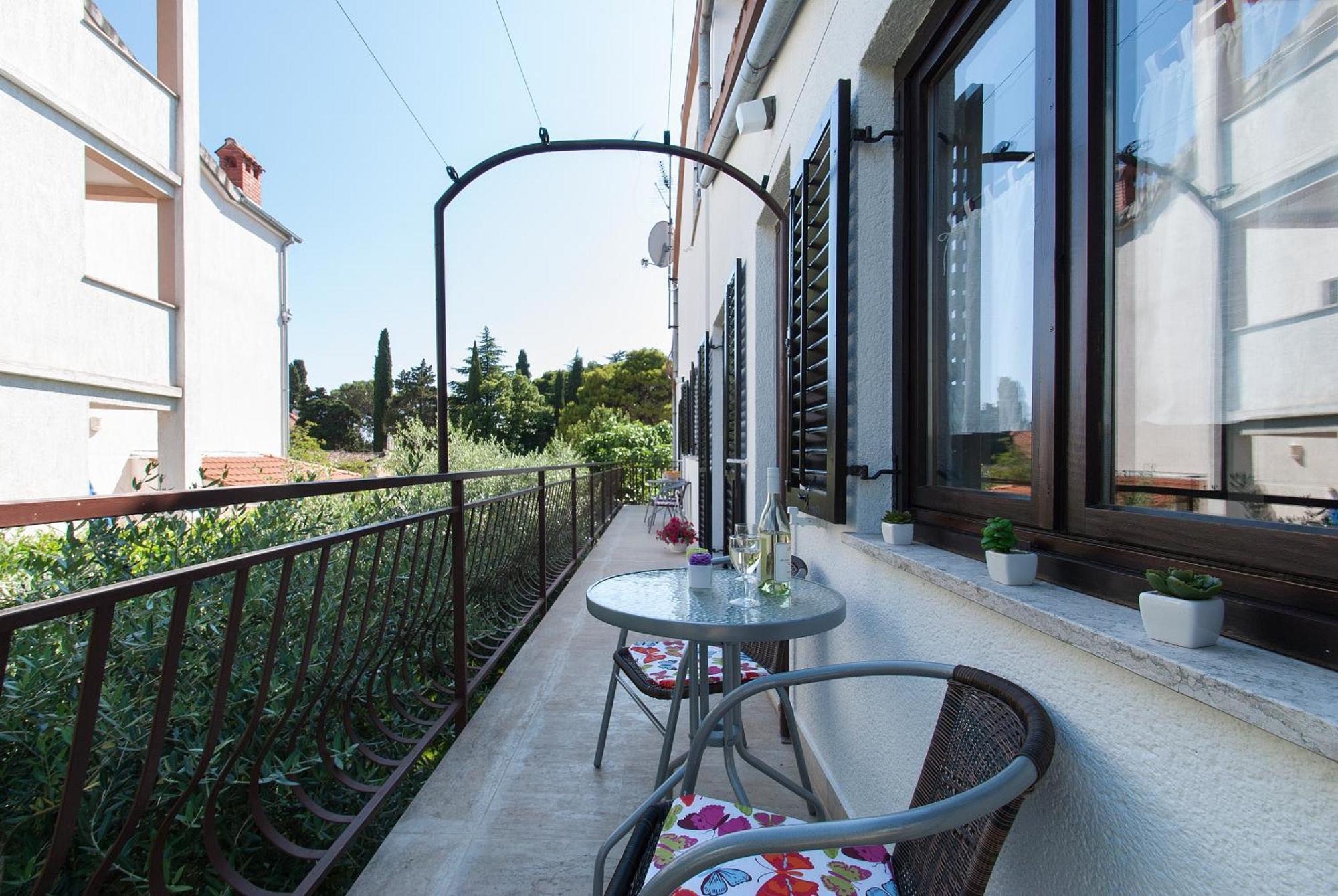 Weis Apartments Rovinj Rom bilde